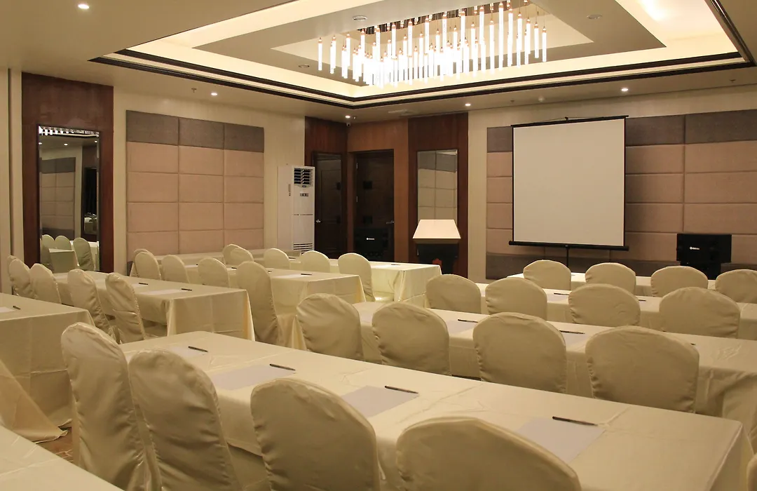 Savannah Resort Hotel-1